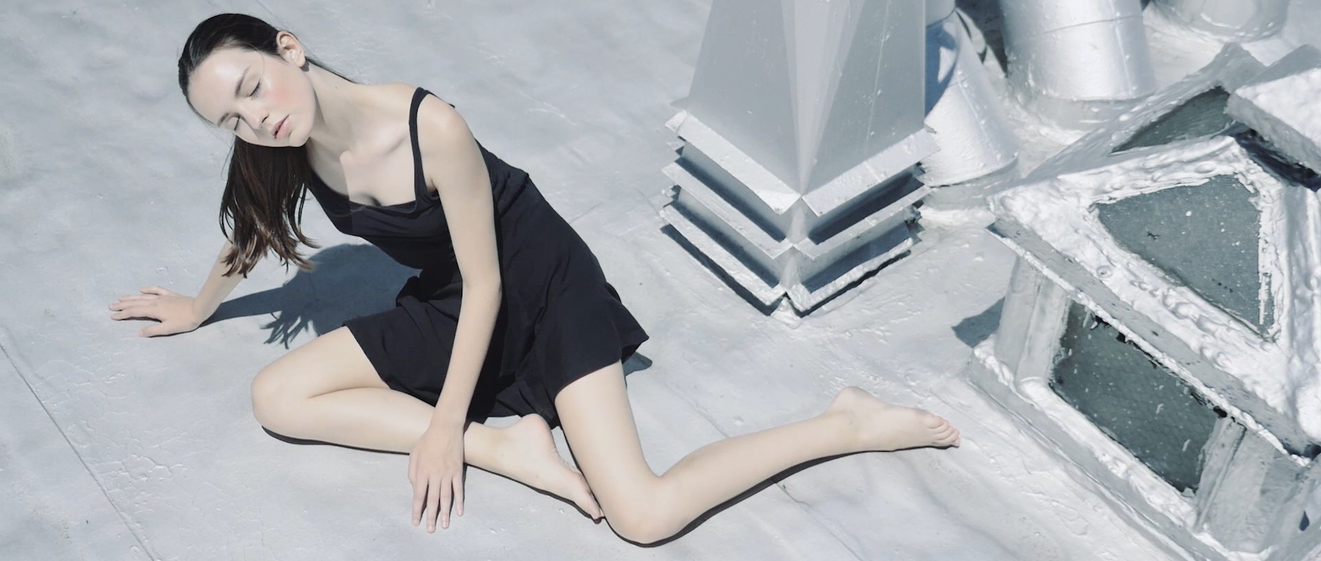 Fashion film with model Kalyn on Rooftop NY summer 2016 shot by FX Boucherak philocalie films 